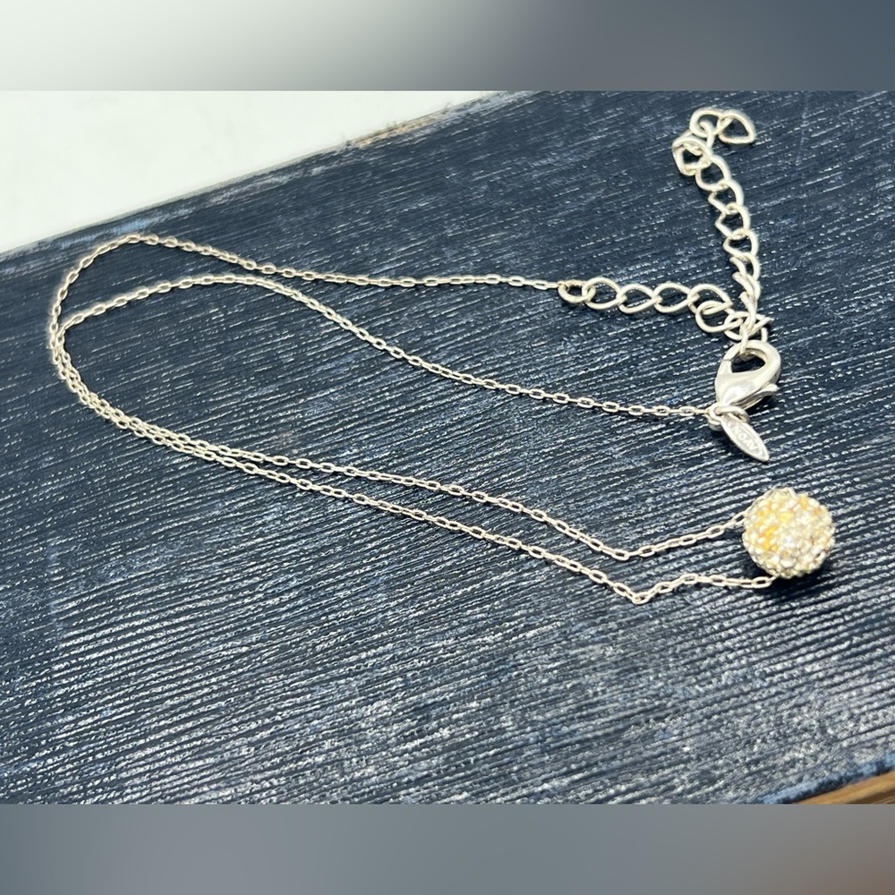 Vintage AVON minimalist silver chain rhinestone bead necklace 16” - Picture 3 of 10